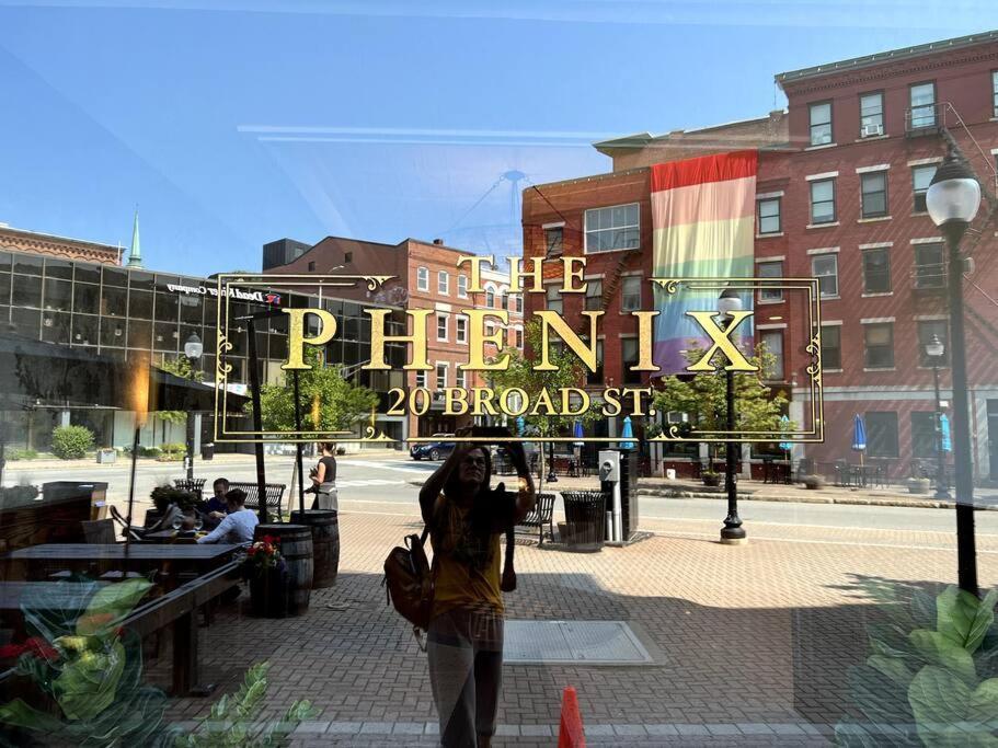 The Phenix Historic Dtwn Hotel, King Bed, Room # 309 班戈 外观 照片