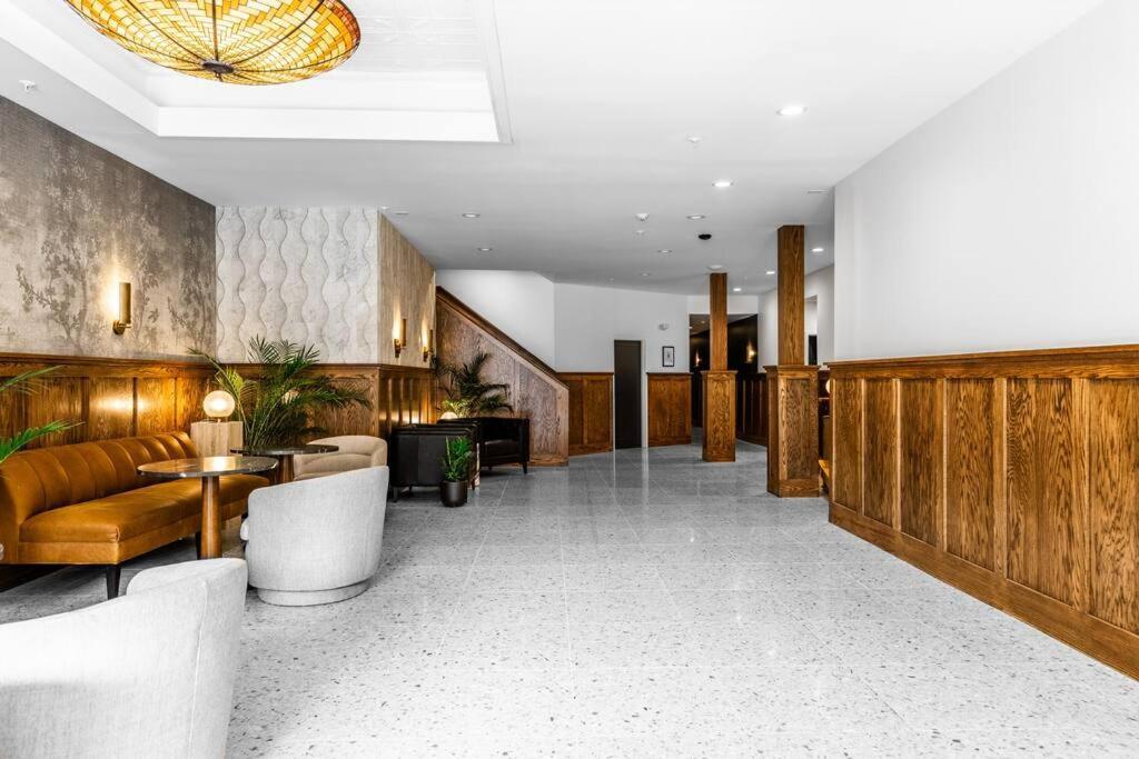 The Phenix Historic Dtwn Hotel, King Bed, Room # 309 班戈 外观 照片